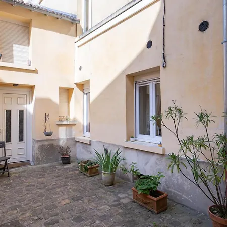 Apartamento Le Jouvencel - Au Calme à 5 Min Du Château Versalhes