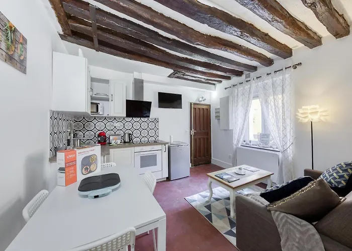 Le Jouvencel - Au Calme à 5 Min Du Château Apartamento *